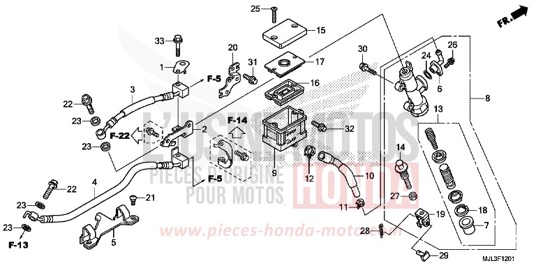 REAR BRAKE MASTER CYLINDER (NC700XD/750XA/750XD) de NC750X DCT SWORD SILVER METALLIC (NHA95) 2014